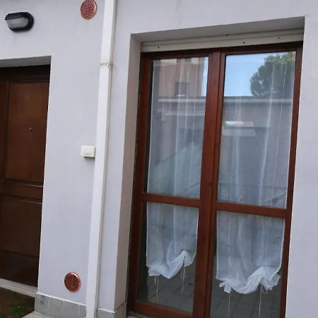 La Persiana2 招待所 3*